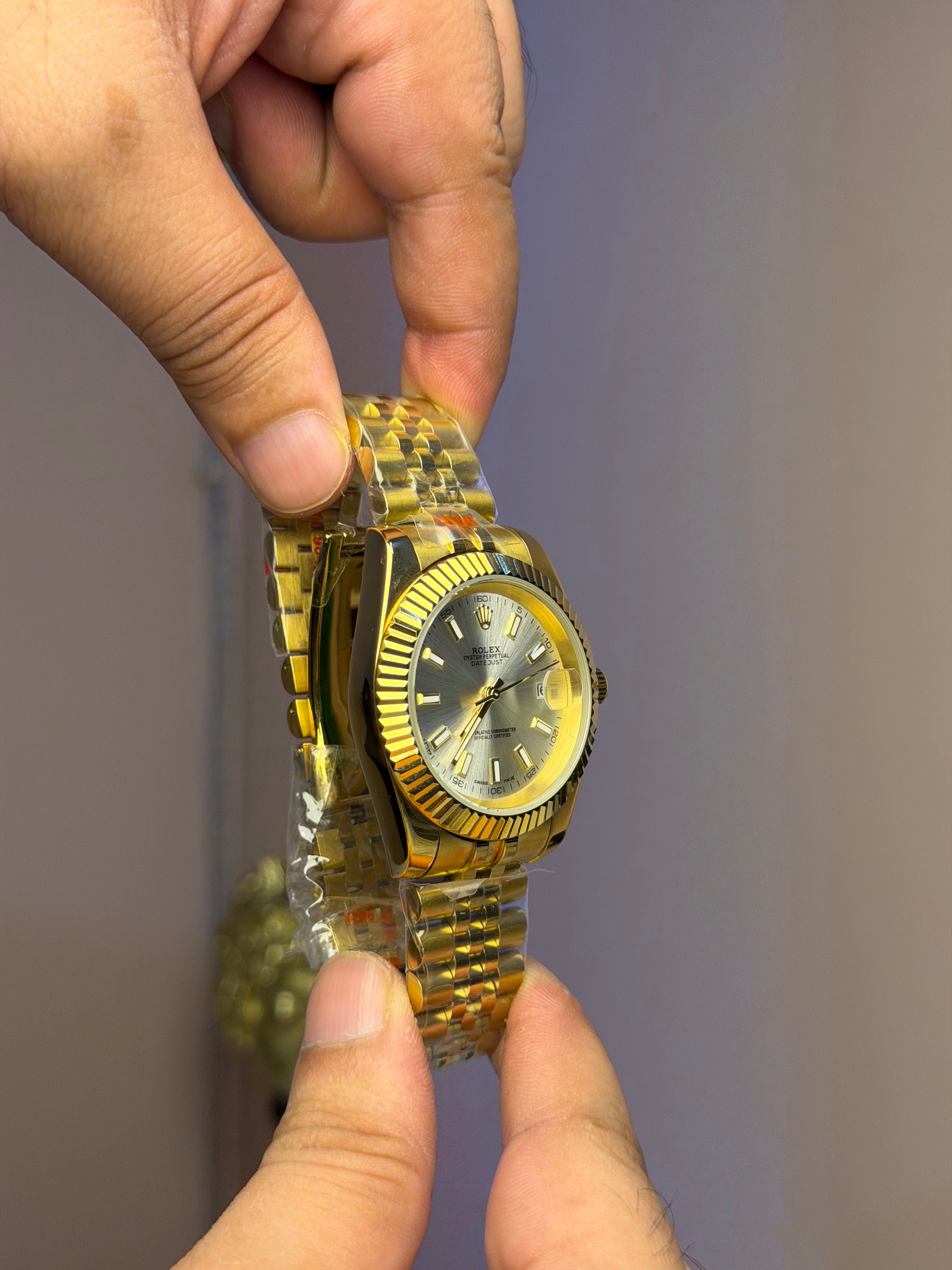 Rolex Date-Just Gold & Pearl